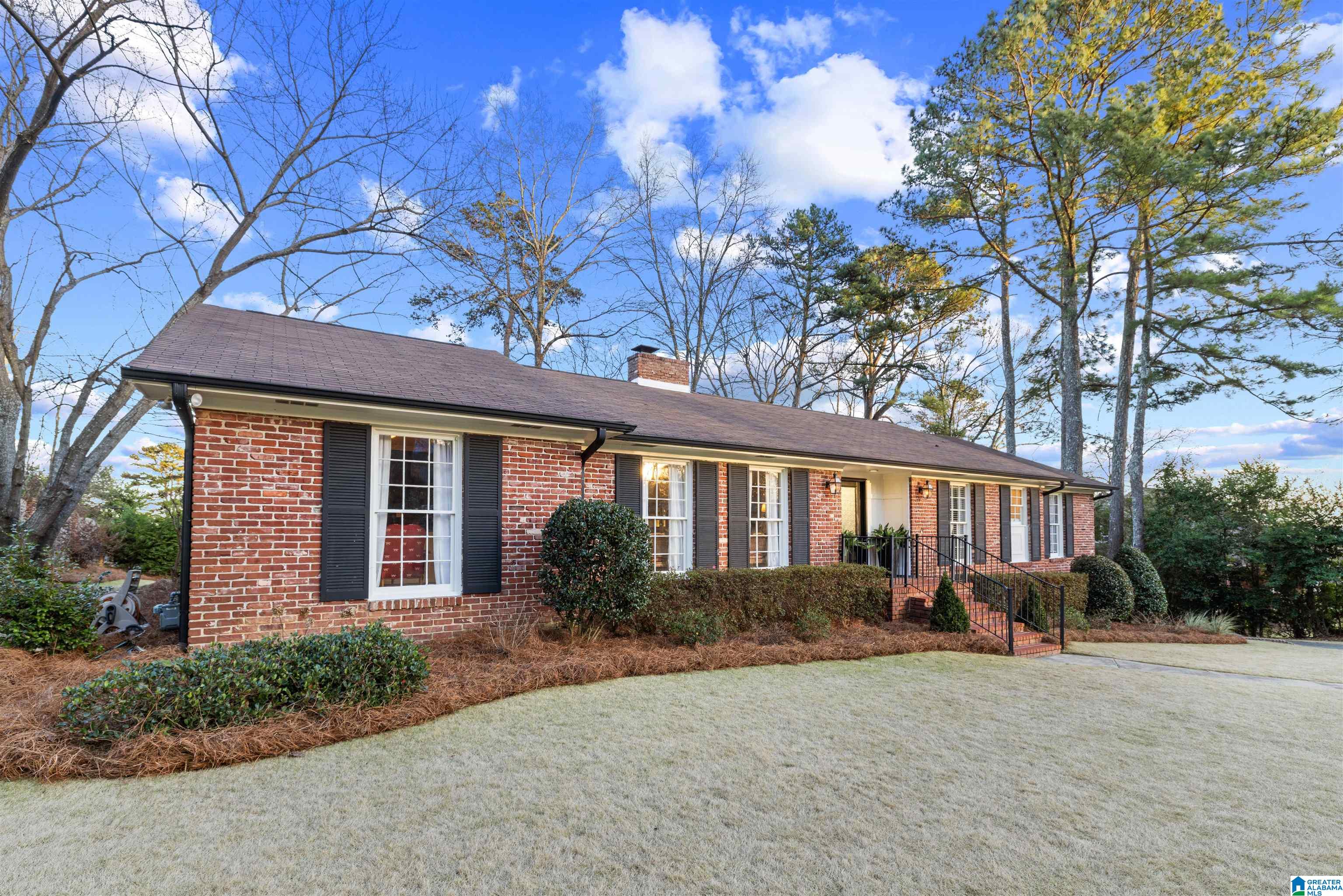 3509 Crestbrook Road Birmingham, AL 35223 - Photo 3 of 28