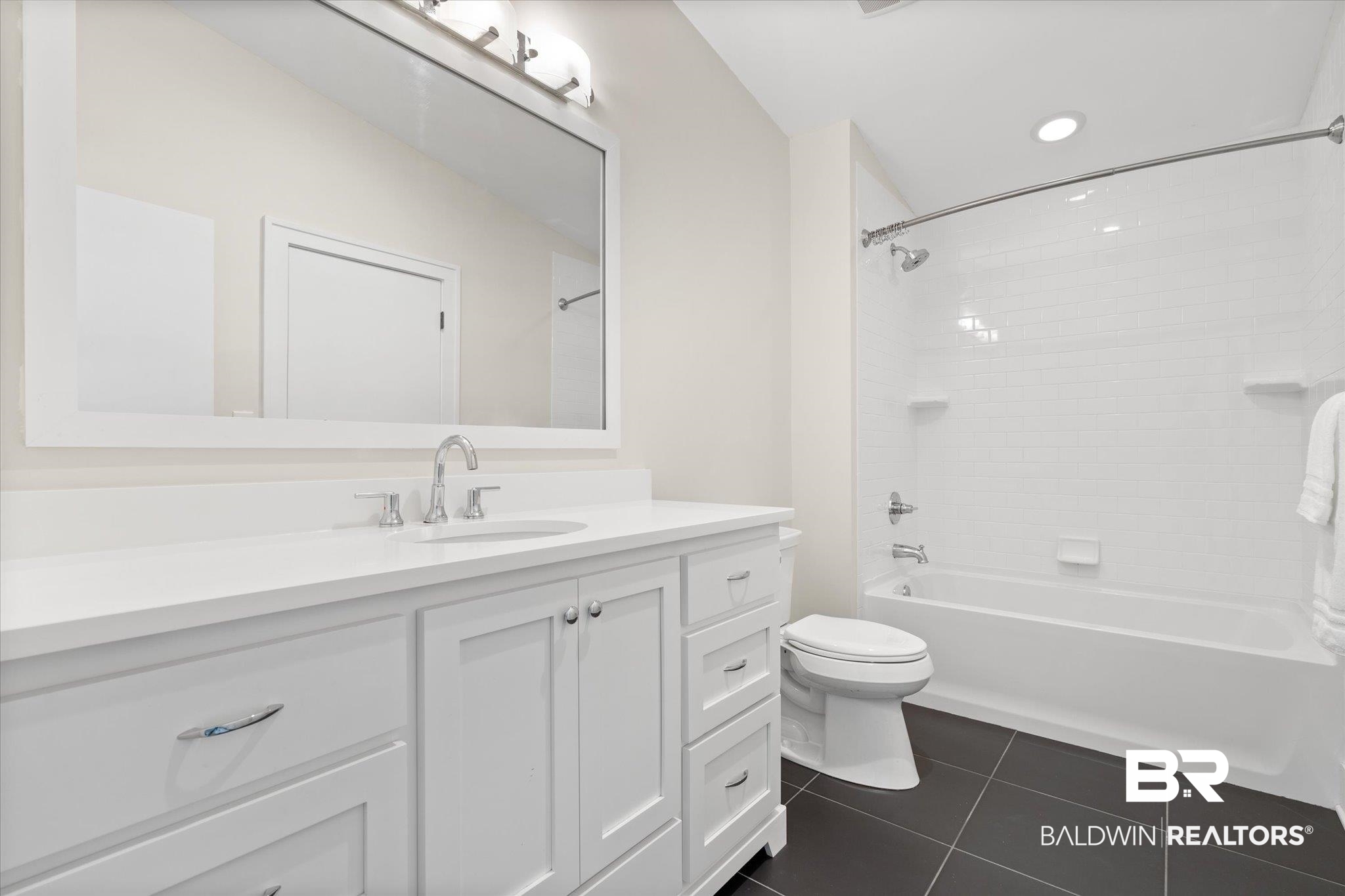2051 Point Legere Road Mobile, AL 36605 - Photo 32 of 49