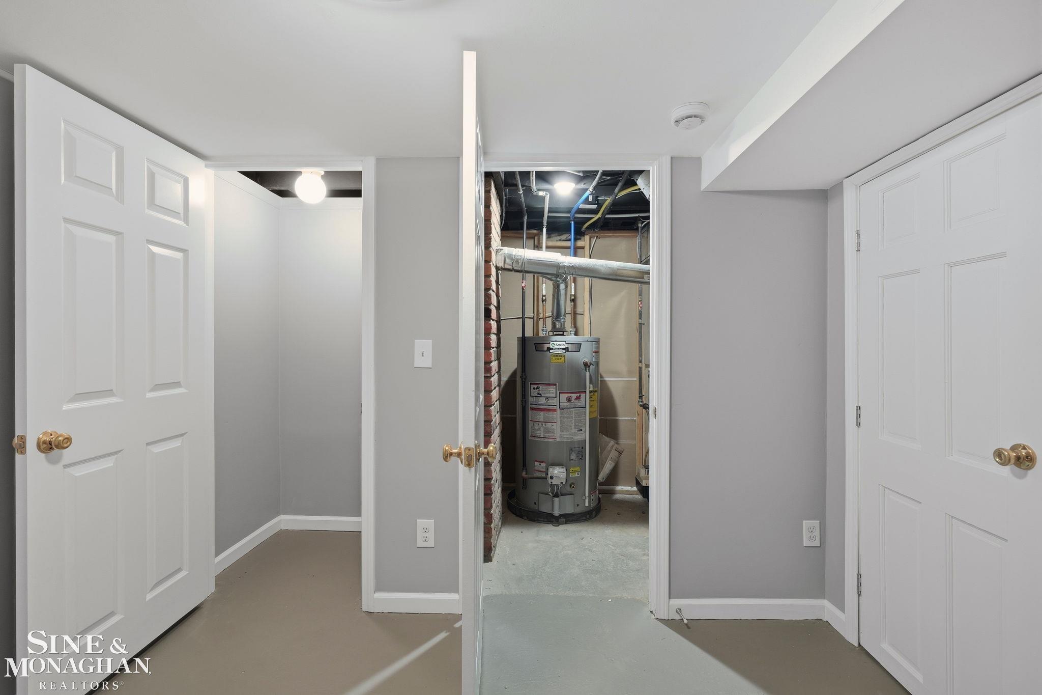 1641 Hampton Road Grosse Pointe Woods, MI 48236 - Photo 53 of 70