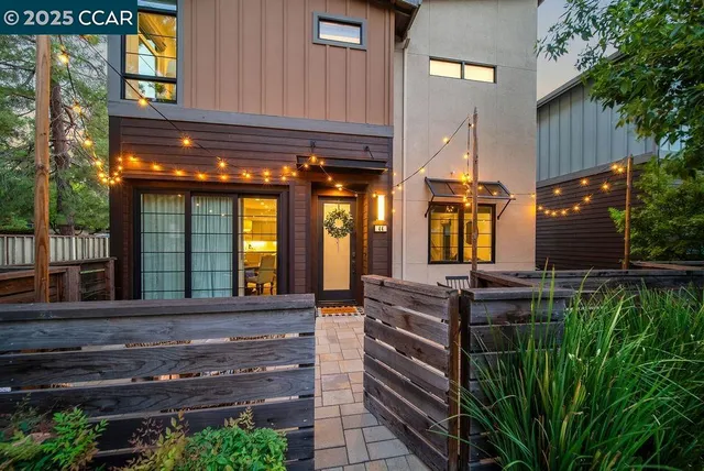 a house view with a outdoor space