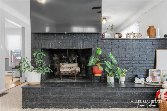 $184,900 | 730 6th Avenue, Lake Odessa, MI 48849