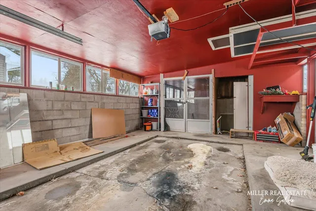 $184,900 | 730 6th Avenue, Lake Odessa, MI 48849