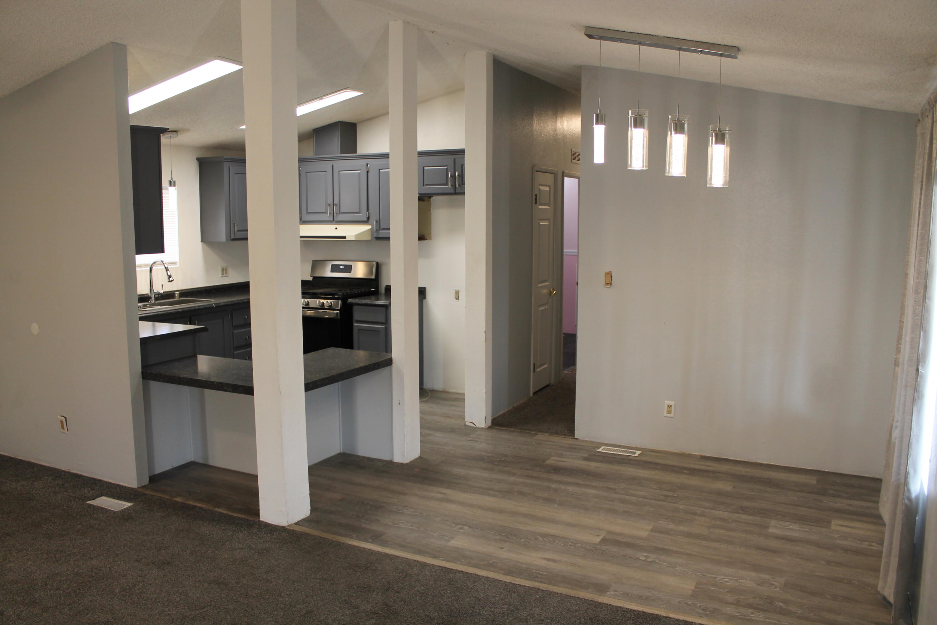 3589 West Wells Road, Unit 64 Blythe, CA 92225 - Photo 4 of 15 a view of a kitchen