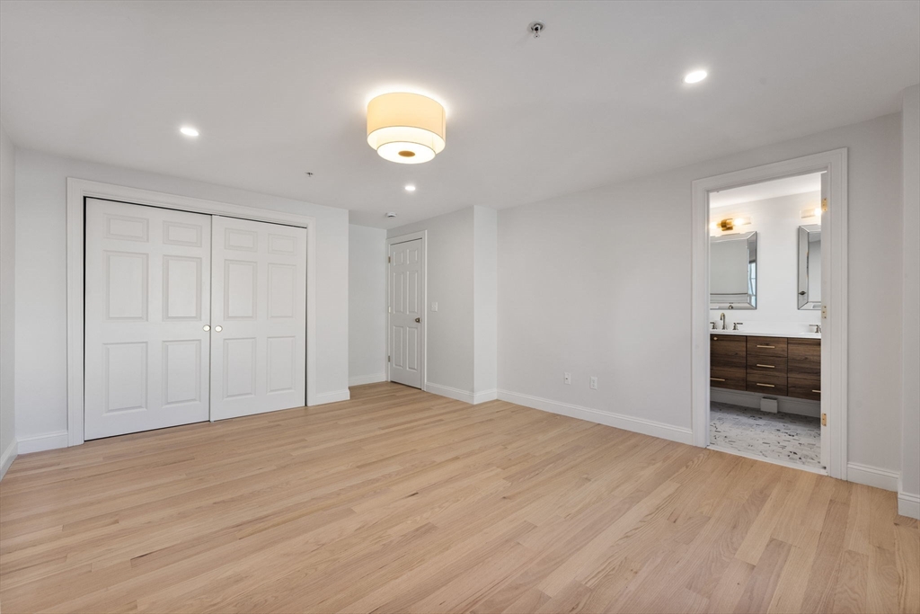 7 Chatham Way, Unit 7A Watertown, MA 02472 - Photo 11 of 23