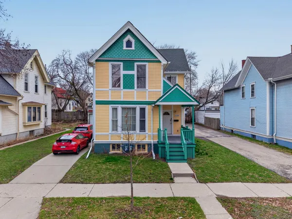 $275,000 | 2330 North Palmer Street, Milwaukee, WI 53212