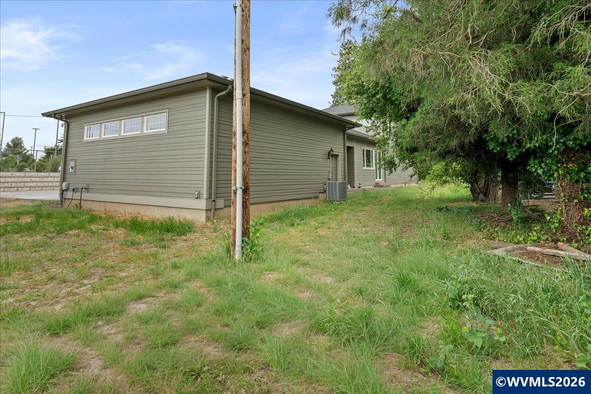 4098 Portland Road Northeast Salem, OR 97301 - Photo 43 of 44