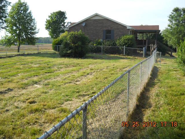 604 Jake Link Road Cottontown, TN 37048 - Photo 12 of 20 a view of an outdoor space and a yard