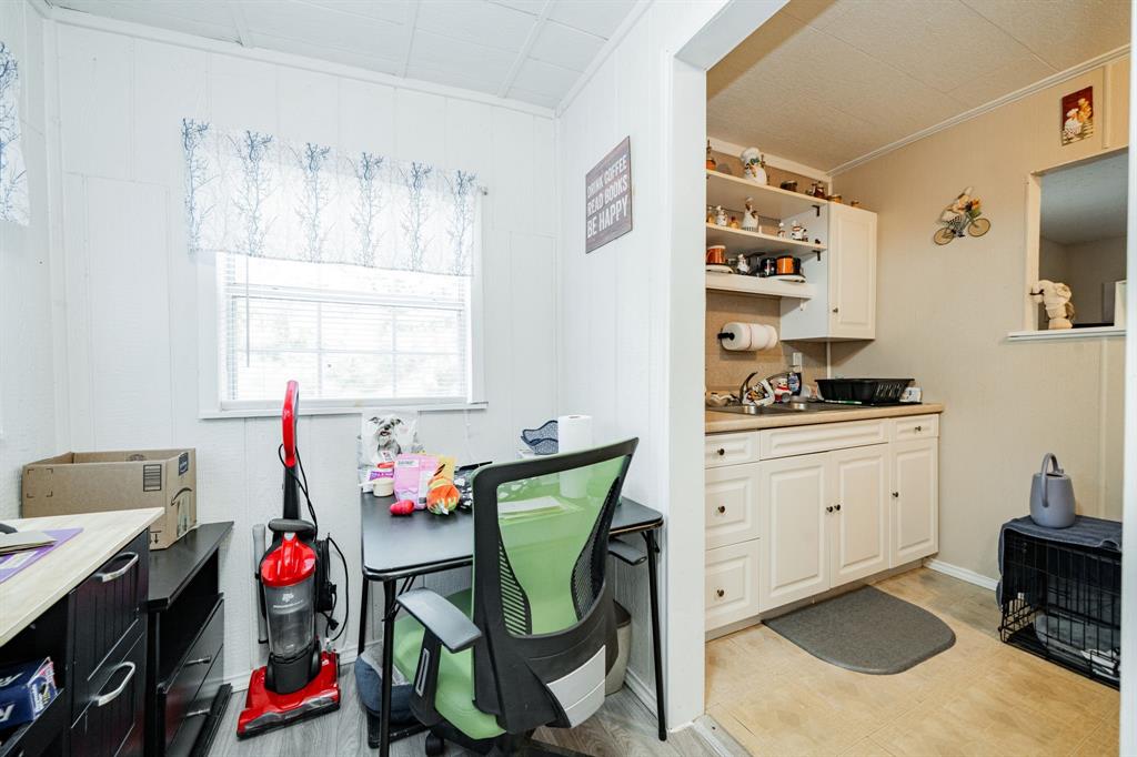 2712 Kleberg Road, Unit B Seagoville, TX 75159 - Photo 36 of 40 Guest Laundry/Office