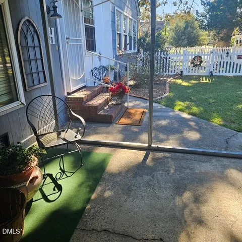 $219,900 | 506 West Clinton Street, Roseboro, NC 28382