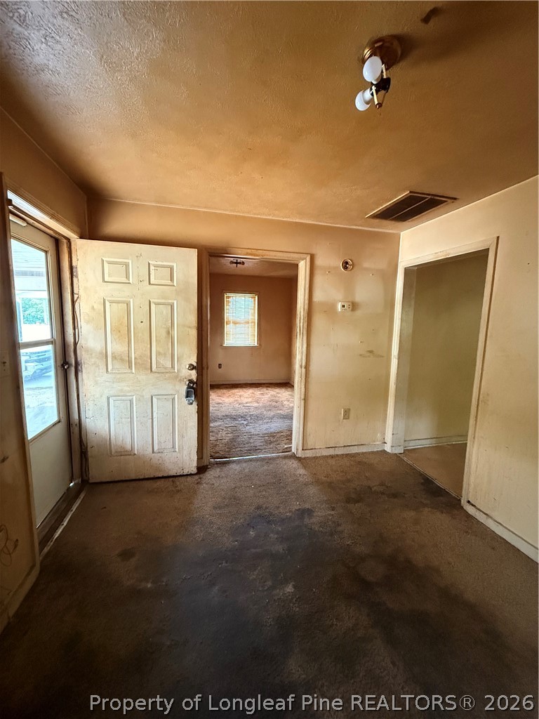 1121 Turnpike Road Fayetteville, NC 28305 - Photo 3 of 10