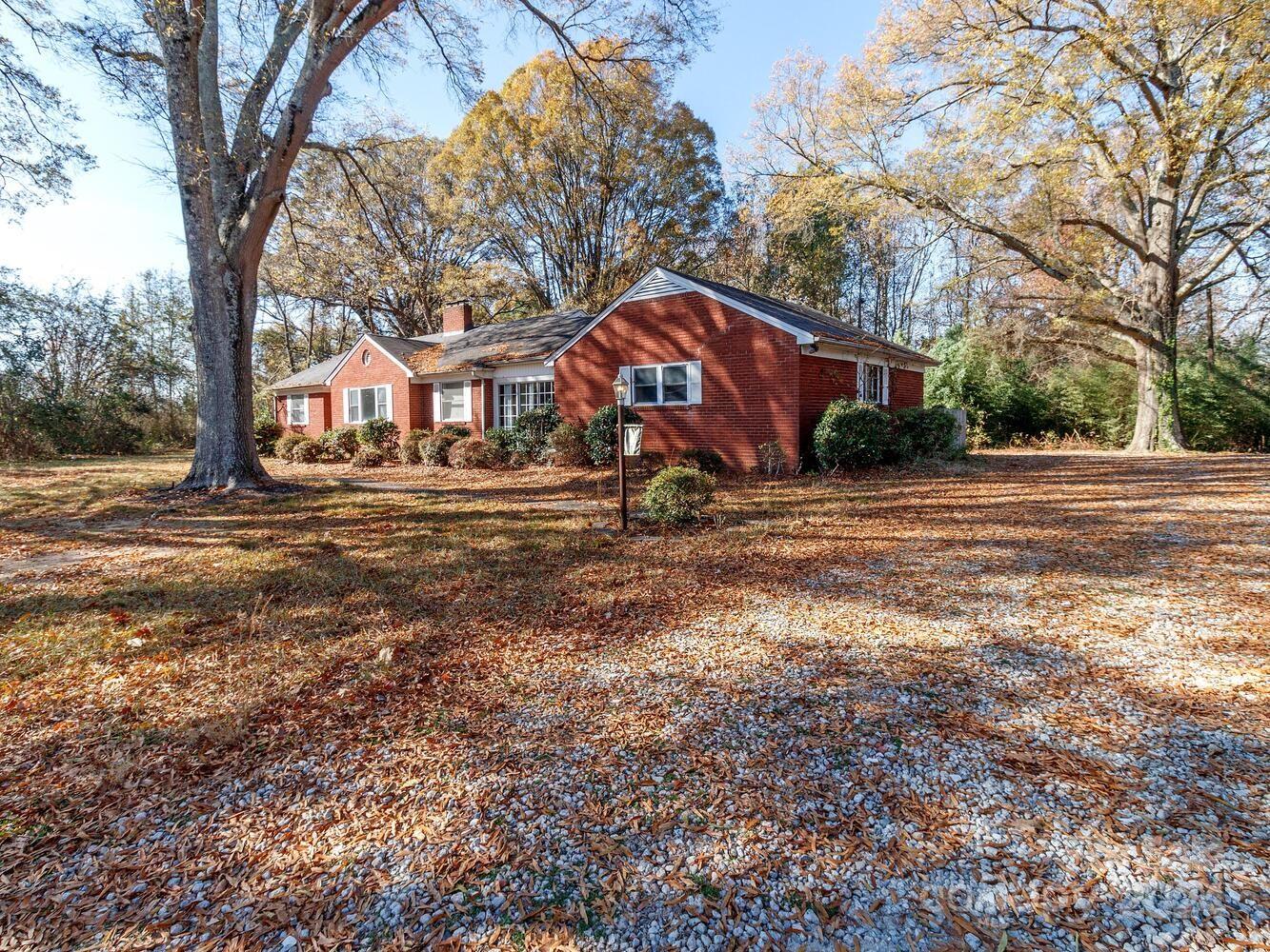 2205 Rama Road Charlotte, NC 28212 - Photo 2 of 11