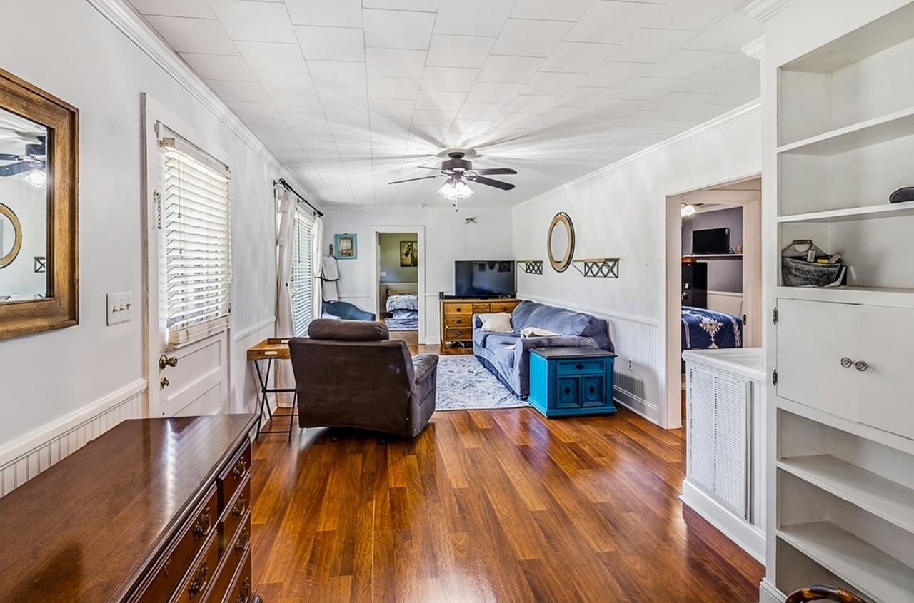 902 Blackstock Road Pauline, SC 29374 - Photo 5 of 35