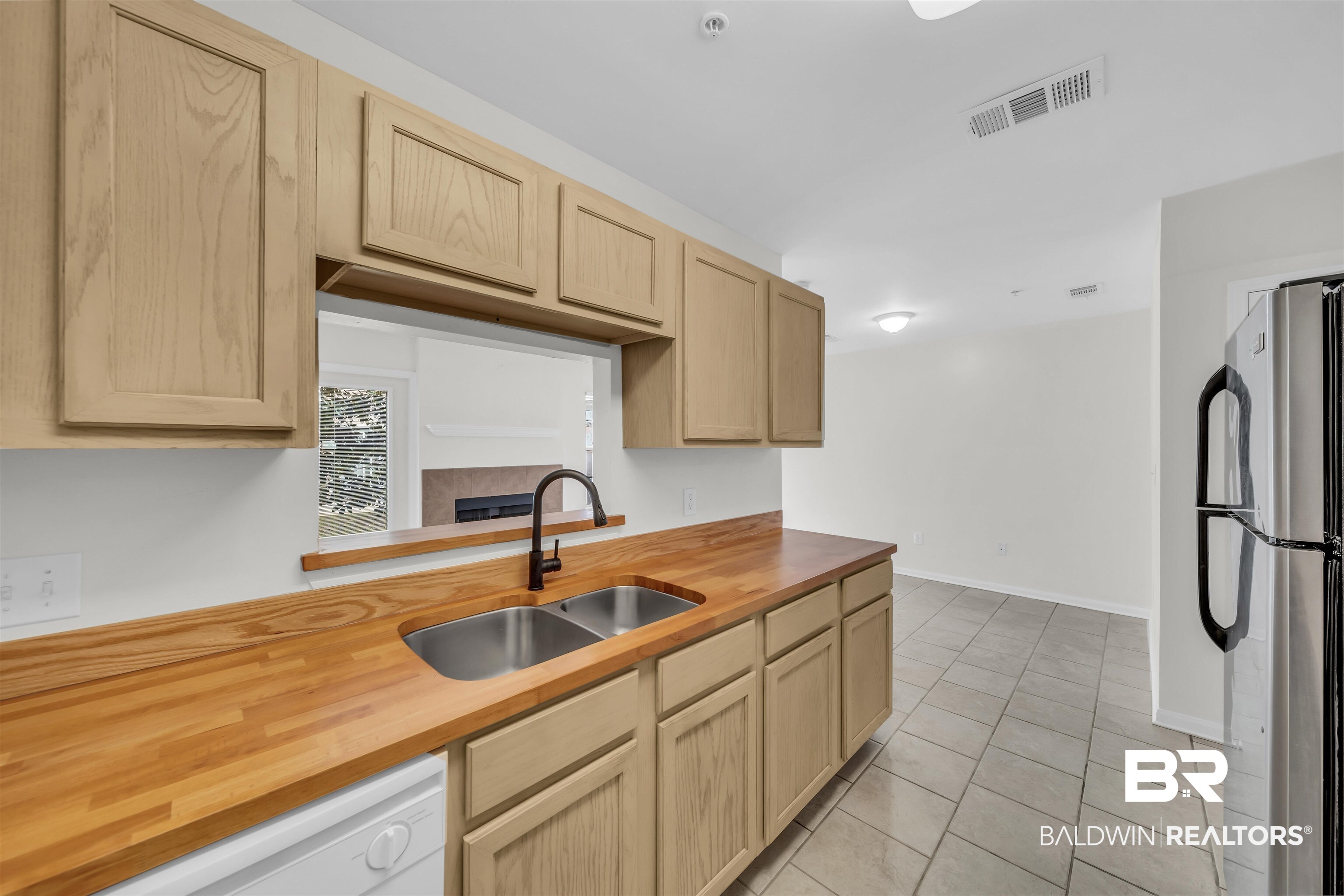 1517 Regency Road, Unit 144 Gulf Shores, AL 36542 - Photo 13 of 25