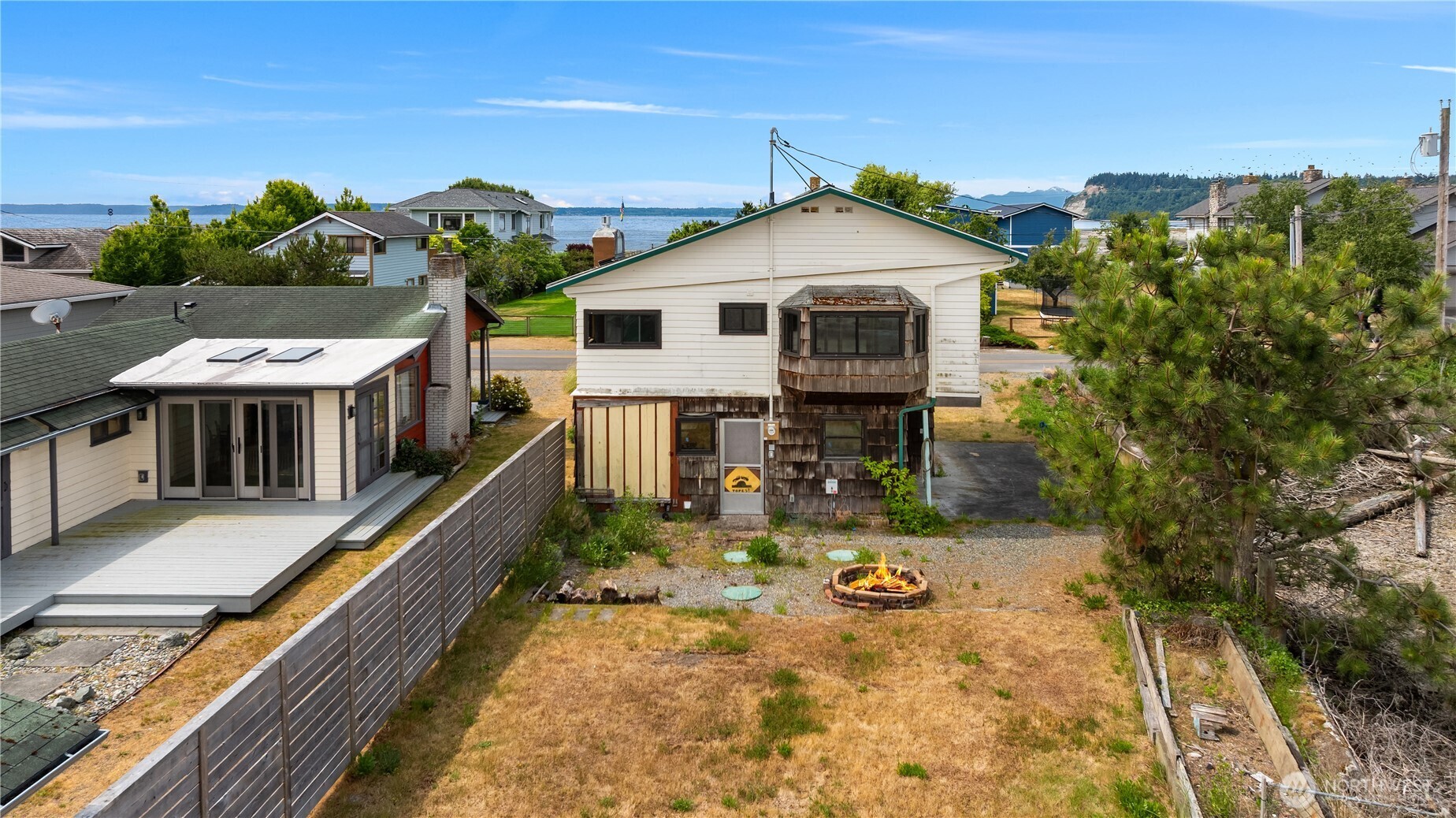 2403 Sunlight Beach Road Clinton, WA 98236 - Photo 14 of 19