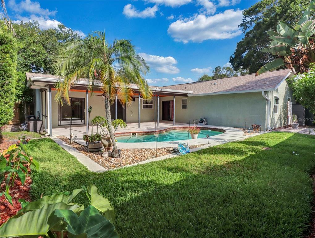 2021 Todd Road Clearwater, FL 33763 - Photo 8 of 59