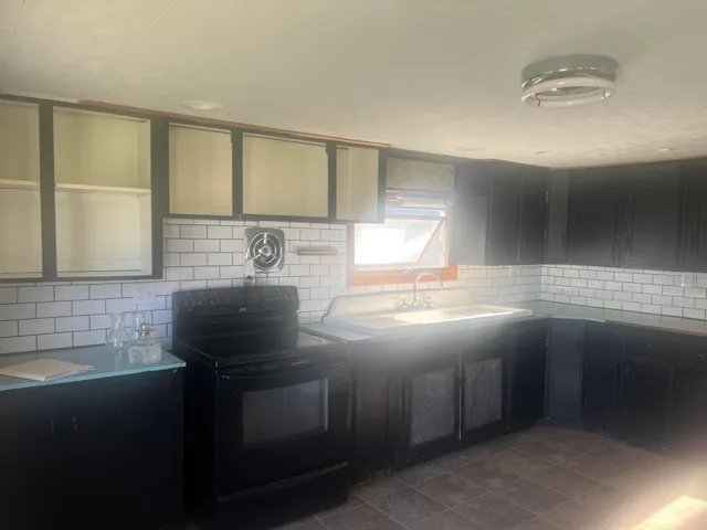 $125,000 | 3 Corinth Road, Garland, ME 04939