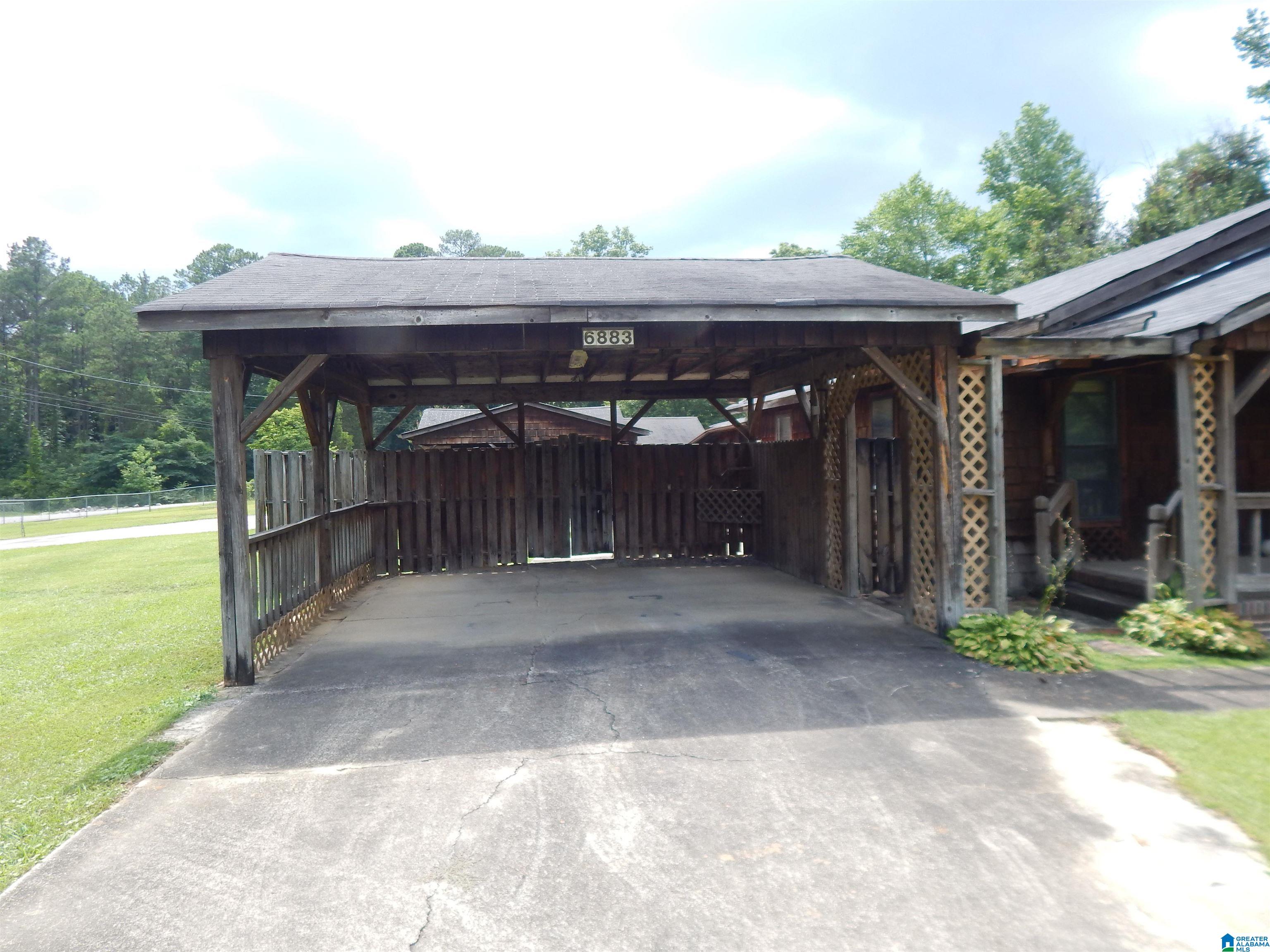 6883 Pocahontas Road Bessemer, AL 35022 - Photo 3 of 18