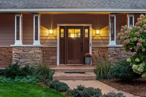 $1,199,900 | 705 Queensland Lane North, Plymouth, MN 55447