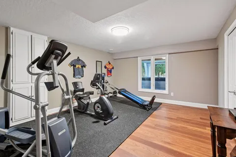 $1,199,900 | 705 Queensland Lane North, Plymouth, MN 55447