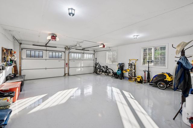 $1,199,900 | 705 Queensland Lane North, Plymouth, MN 55447