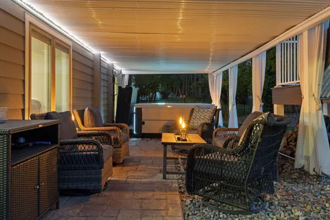 $1,199,900 | 705 Queensland Lane North, Plymouth, MN 55447