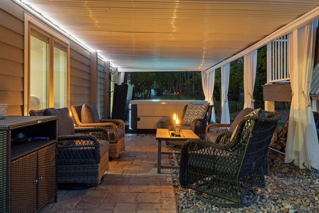 $1,199,900 | 705 Queensland Lane North, Plymouth, MN 55447