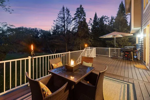 $1,199,900 | 705 Queensland Lane North, Plymouth, MN 55447