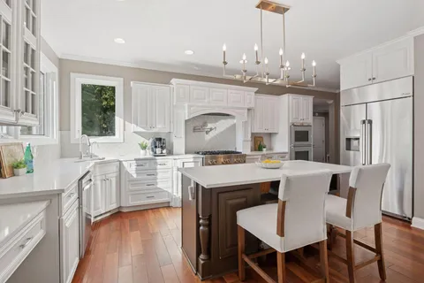 $1,199,900 | 705 Queensland Lane North, Plymouth, MN 55447