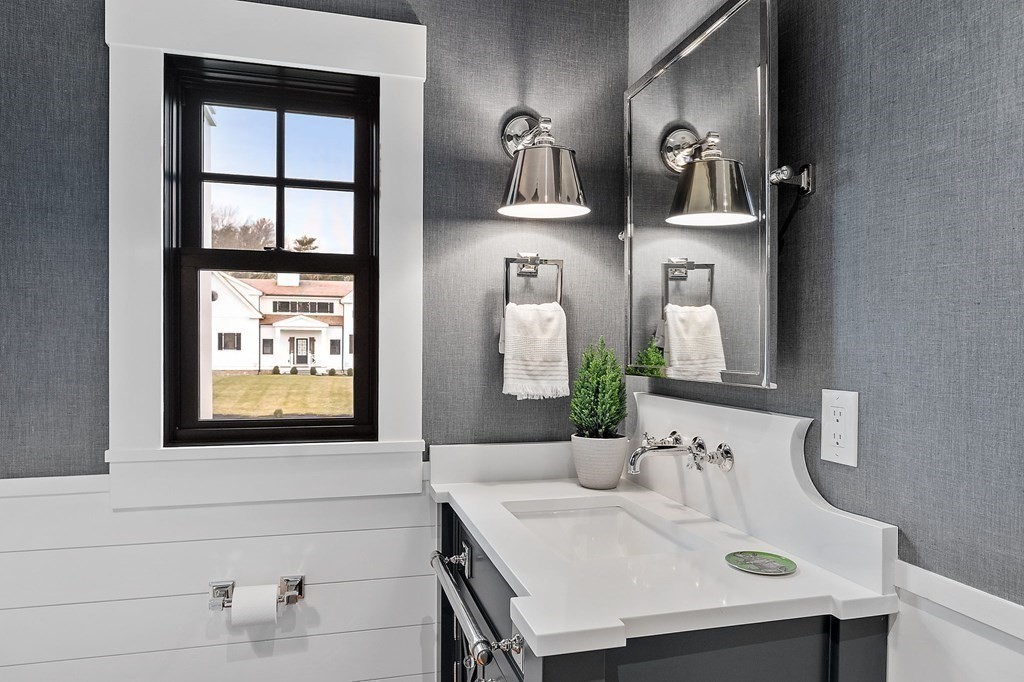 41 Mccallar Lane Concord, MA 01742 - Photo 21 of 35