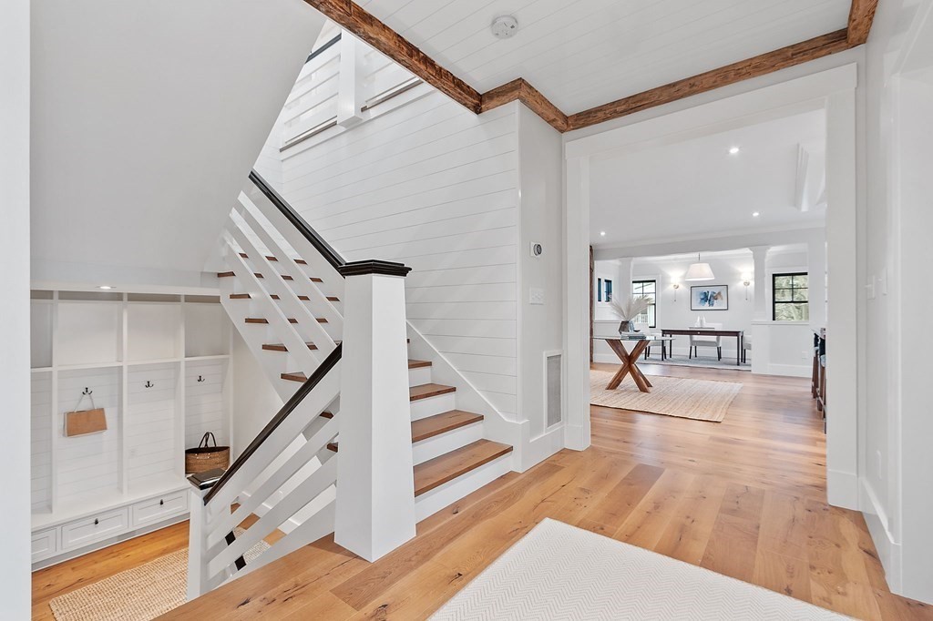 41 Mccallar Lane Concord, MA 01742 - Photo 5 of 35