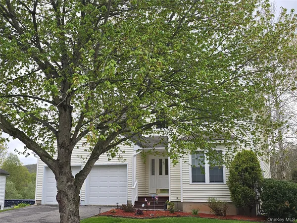 $639,000 | 62 Meadowbrook Court, Patterson, NY 12563