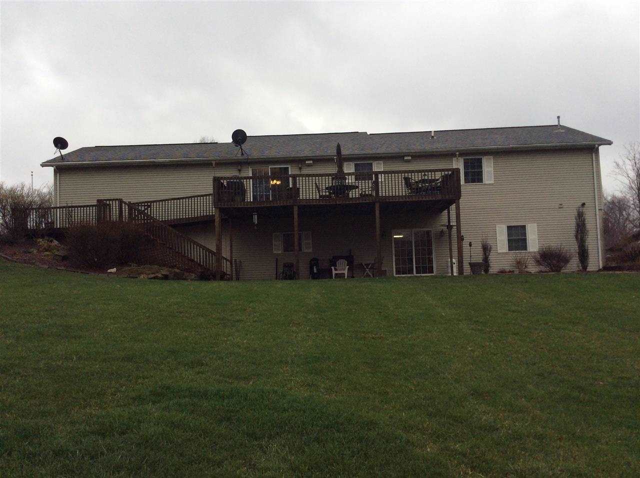 4406 Ridge Lane Washington, IN 47501 - Photo 2 of 13 Gallery Image 2