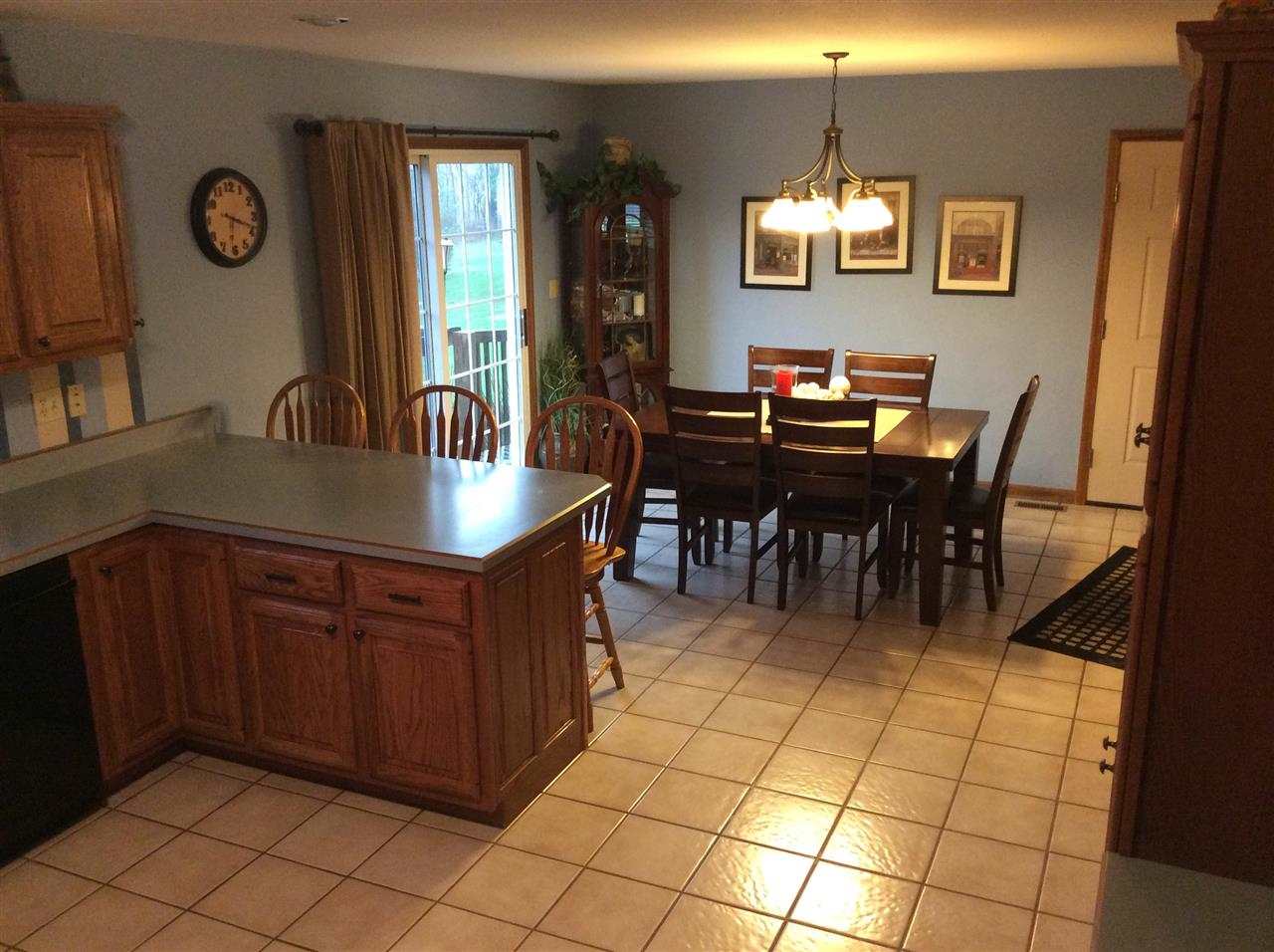 4406 Ridge Lane Washington, IN 47501 - Photo 4 of 13 Gallery Image 4