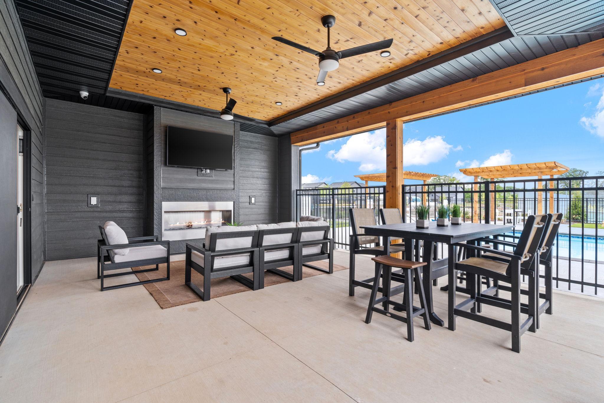 1160 Dundalk Way St. Paul, MN 55129 - Photo 14 of 28