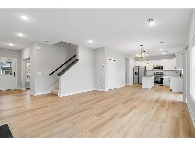 $3,437 | 1160 Dundalk Way, St. Paul, MN 55129