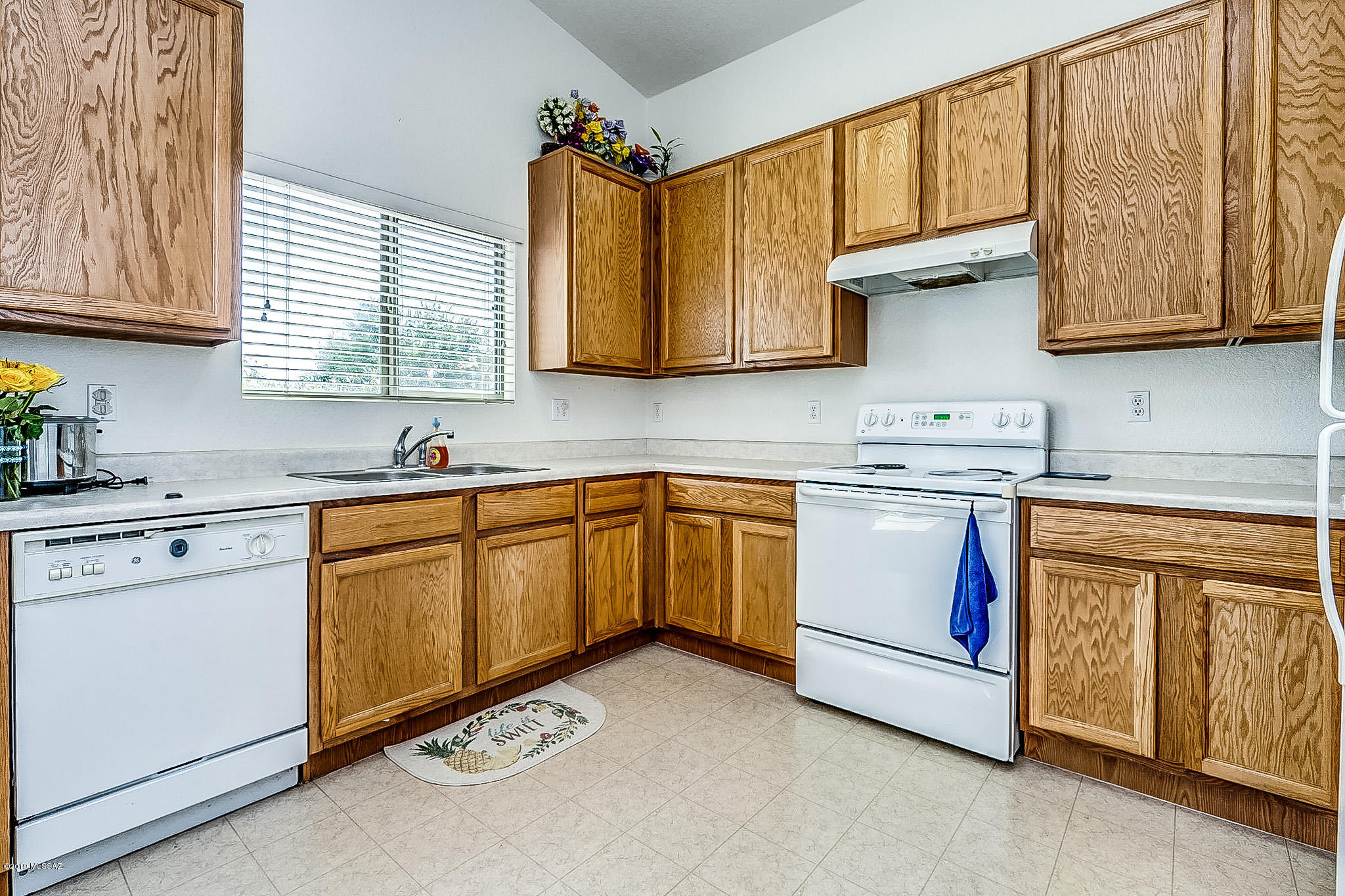 2345 West Dillon Road Tucson, AZ 85745 - Photo 3 of 15