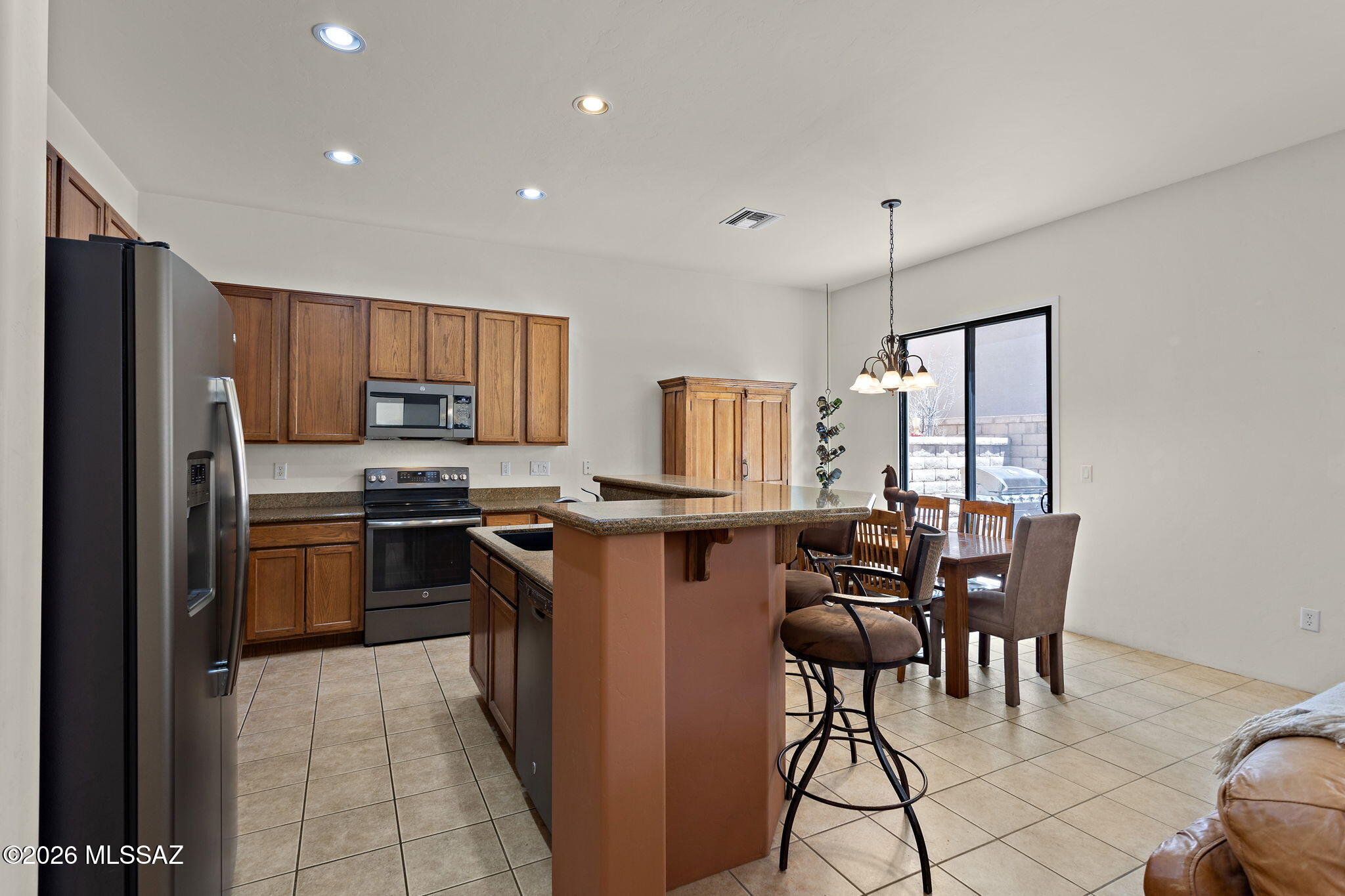 470 East Cedarvale Road Tucson, AZ 85704 - Photo 7 of 35