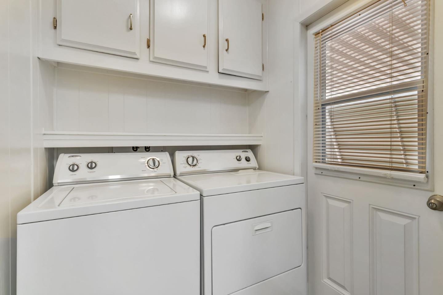 3263 Vineyard, Unit 132 Pleasanton, CA 94566 - Photo 22 of 34 a utility room with dryer and washer