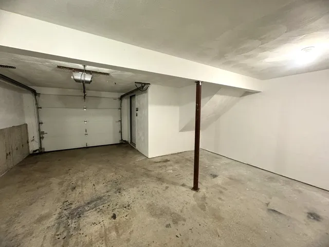 $2,250 | 75 Treaty Court, Unit 4, Fremont, NH 03044