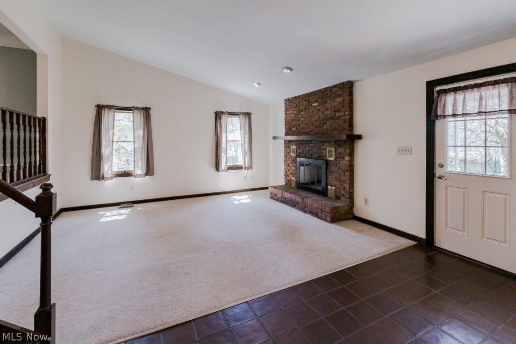 105 Laurel Road Chagrin Falls, OH 44022 - Photo 6 of 28 Gallery Image 6