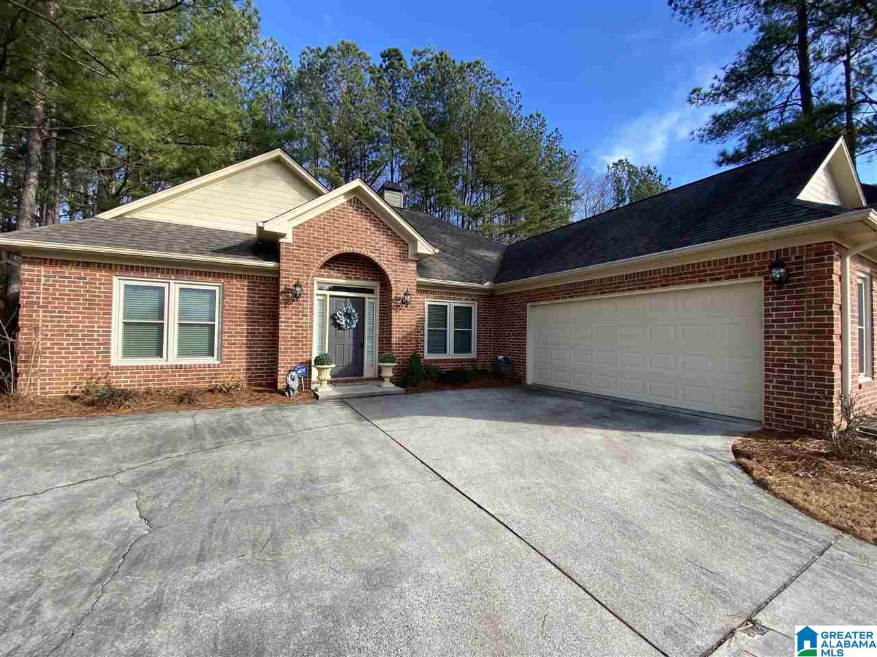 376 Amherst Drive Hoover, AL 35242 - Photo 2 of 32