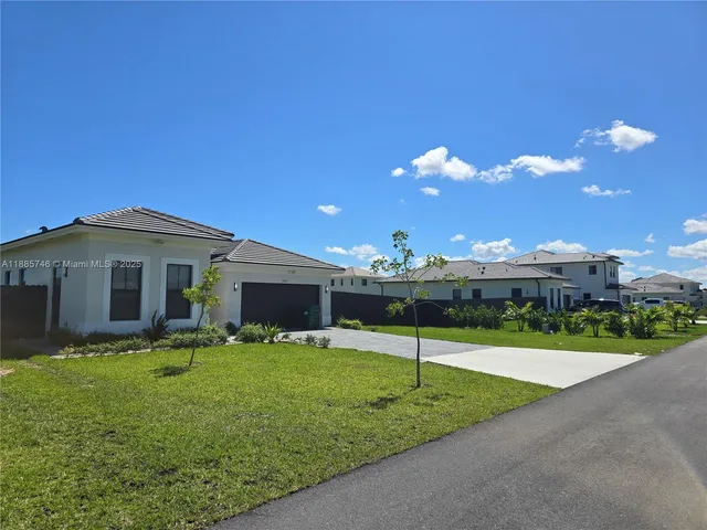 $4,800 | 19534 Southwest 324th Street, Unit 19534, Homestead, FL 33030