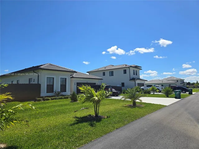 $4,800 | 19534 Southwest 324th Street, Unit 19534, Homestead, FL 33030