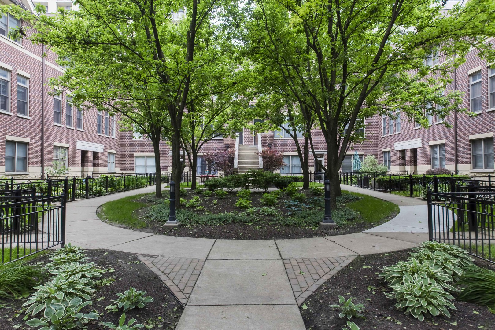 1942 South Prairie Avenue, Unit 2 Chicago, IL 60616 - Photo 1 of 12