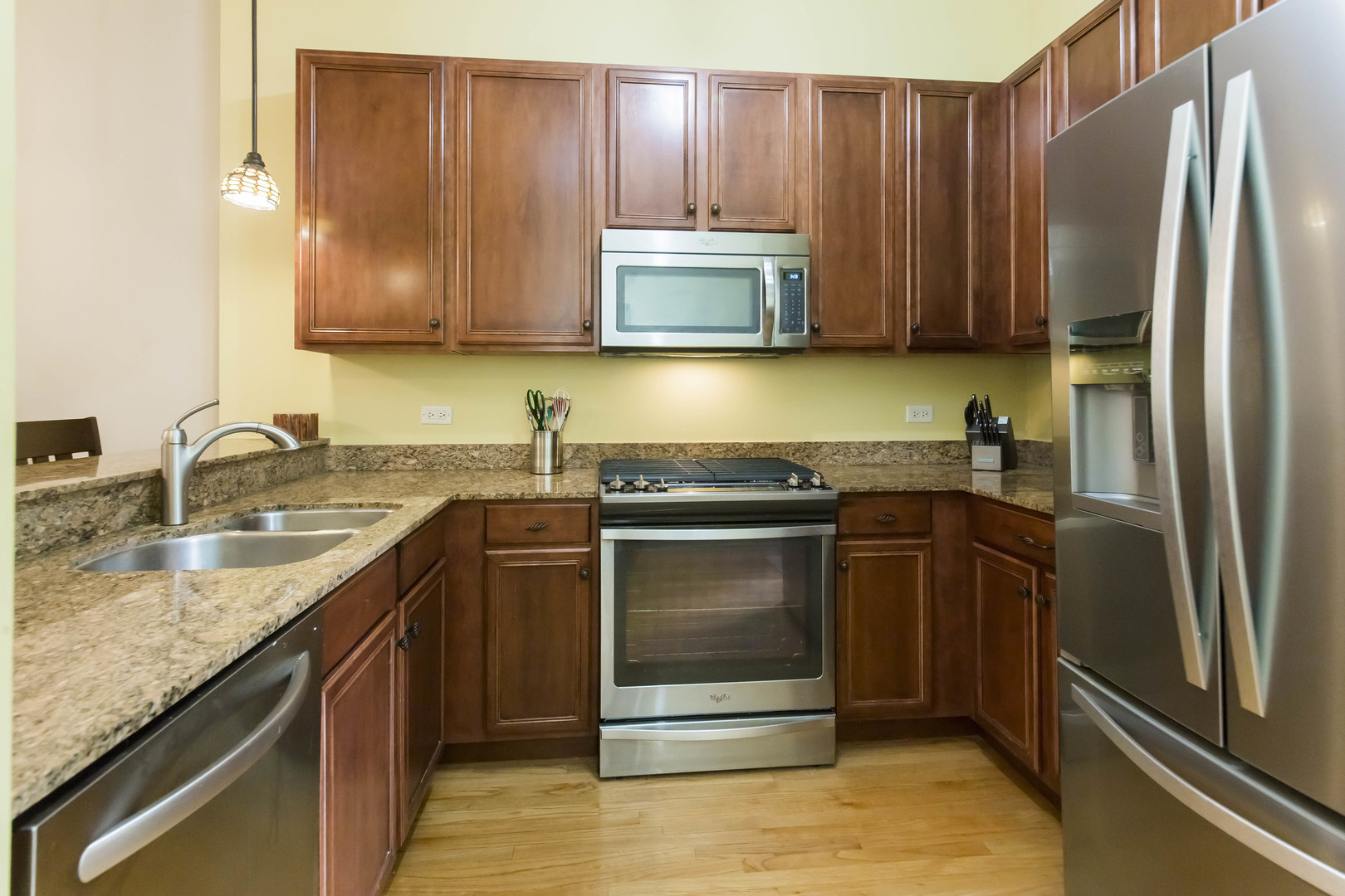 1942 South Prairie Avenue, Unit 2 Chicago, IL 60616 - Photo 4 of 12