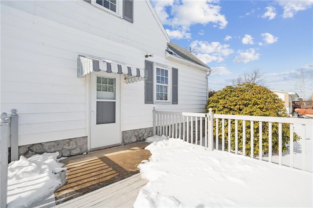 823 Arbor Lane Mount Pleasant, PA 15666 - Photo 27 of 37 a view of a house with a balcony