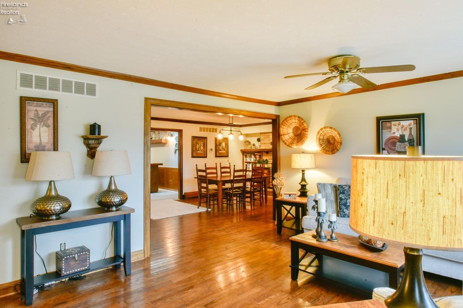 938 Church Road Lakeside Marblehead, OH 43440 - Photo 2 of 31 Gallery Image 2