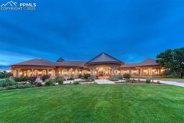 $3,250,000 | 760 28 1/2 Lane, Pueblo, CO 81006