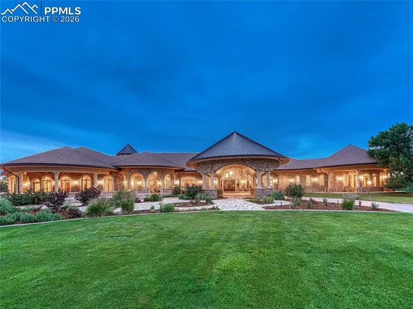 $3,087,500 | 760 28 1/2 Lane, Pueblo, CO 81006