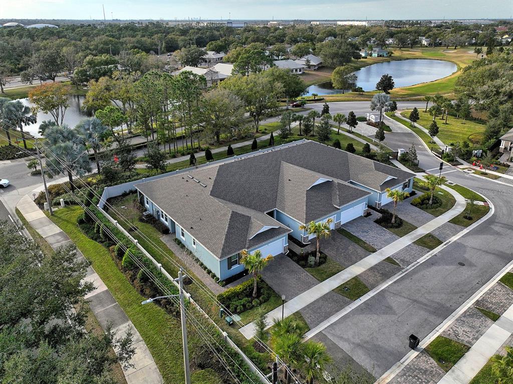 810 Ruddy Quail Place Sun City Center, FL 33573 - Photo 3 of 28